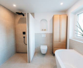 Dusche, Toilette, Badewanne
